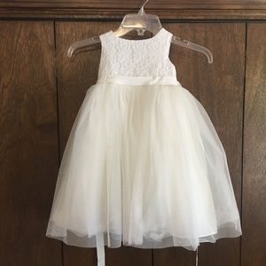 Davids Bridal Flower Girl Dress